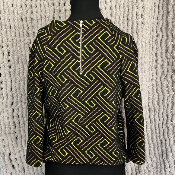 W5 Black Geometric (Yellow & Tan) Print 3/4 Length Flared-Sleeve Top Size Medium - Picture 11 of 13